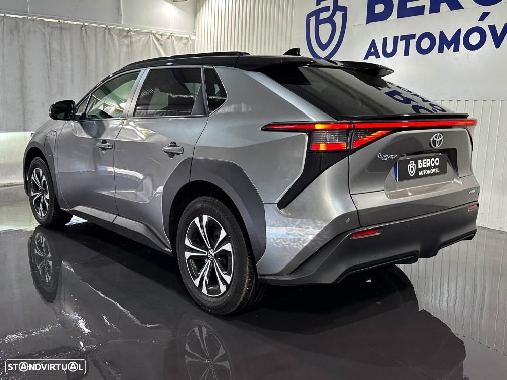 Toyota bZ4X 71,4 kWh Premium AWD - 7