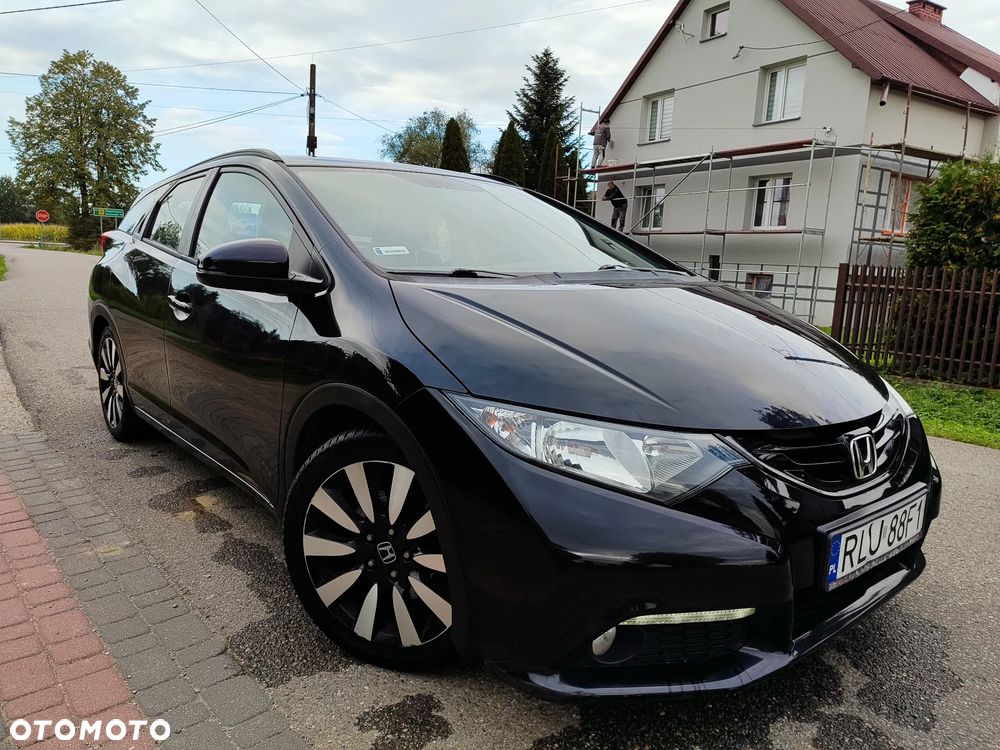 Honda Civic 1.6 i-DTEC Executive Navi - 1