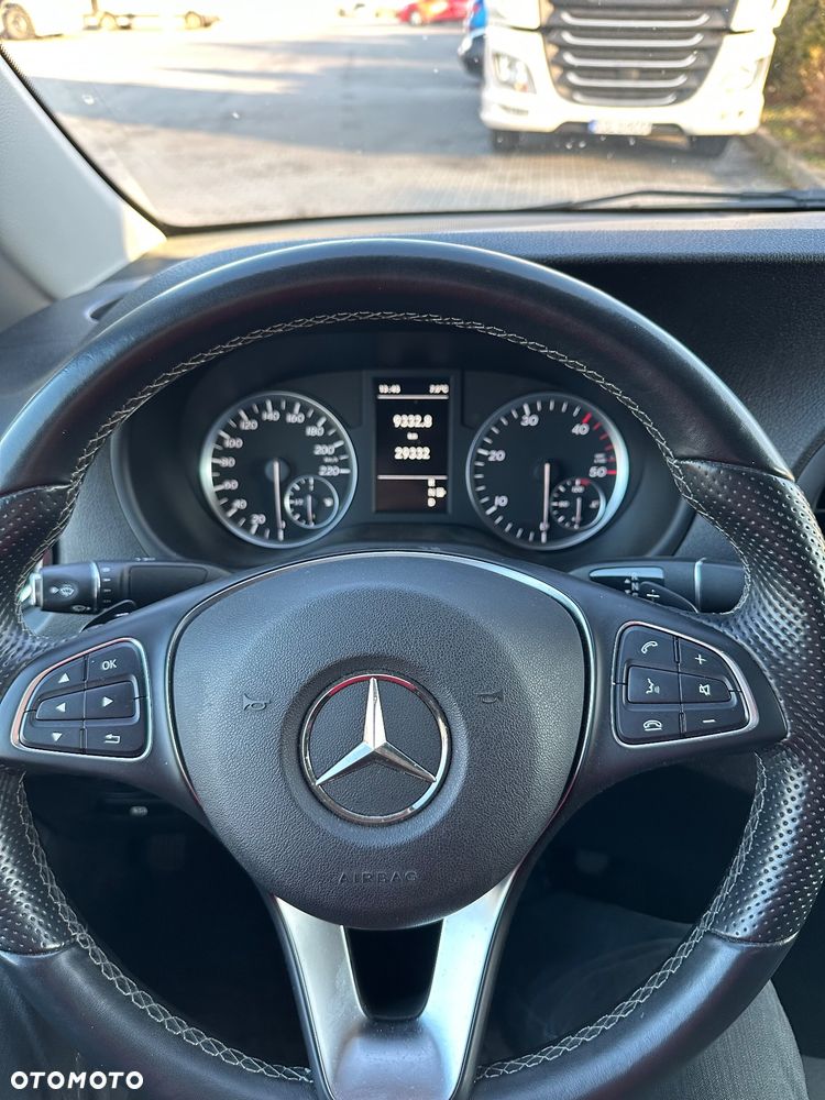 Mercedes-Benz VITO - 9