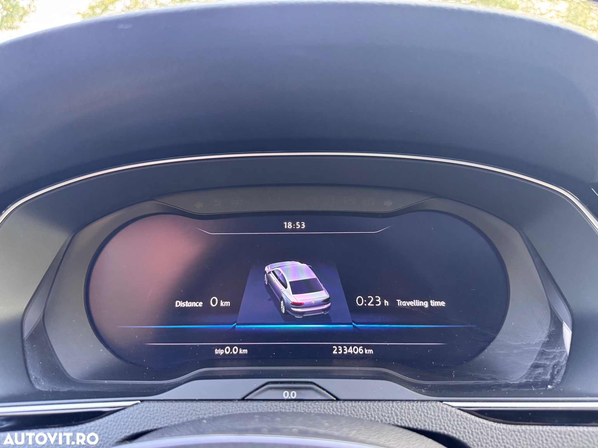 Volkswagen Passat Variant 2.0 TDI DSG Highline - 31
