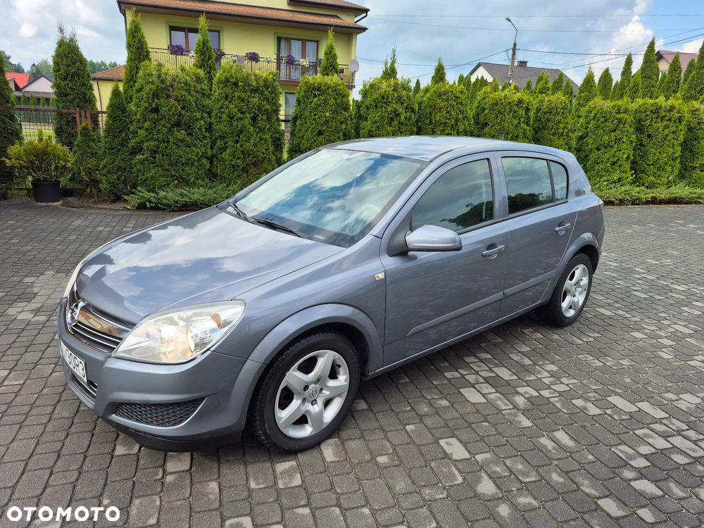 Opel Astra 1.3 CDTI Enjoy - 1