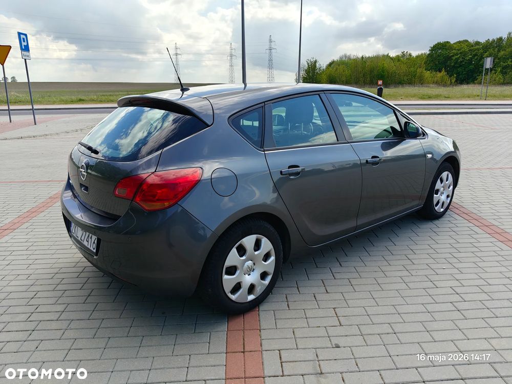 Opel Astra 1.6 Cosmo - 12