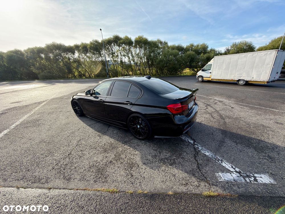 BMW Seria 3 340i xDrive M Sport Shadow sport - 34