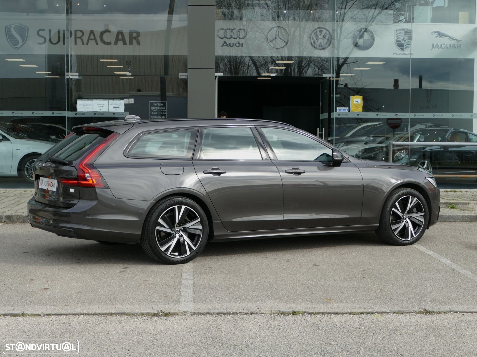 Volvo V90 2.0 T8 PHEV Plus Dark AWD - 8