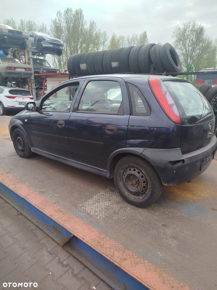 Opel Corsa C na części - 8