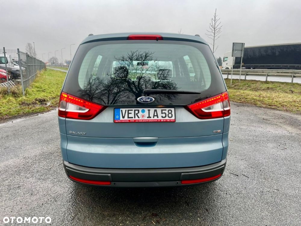 Ford Galaxy - 20