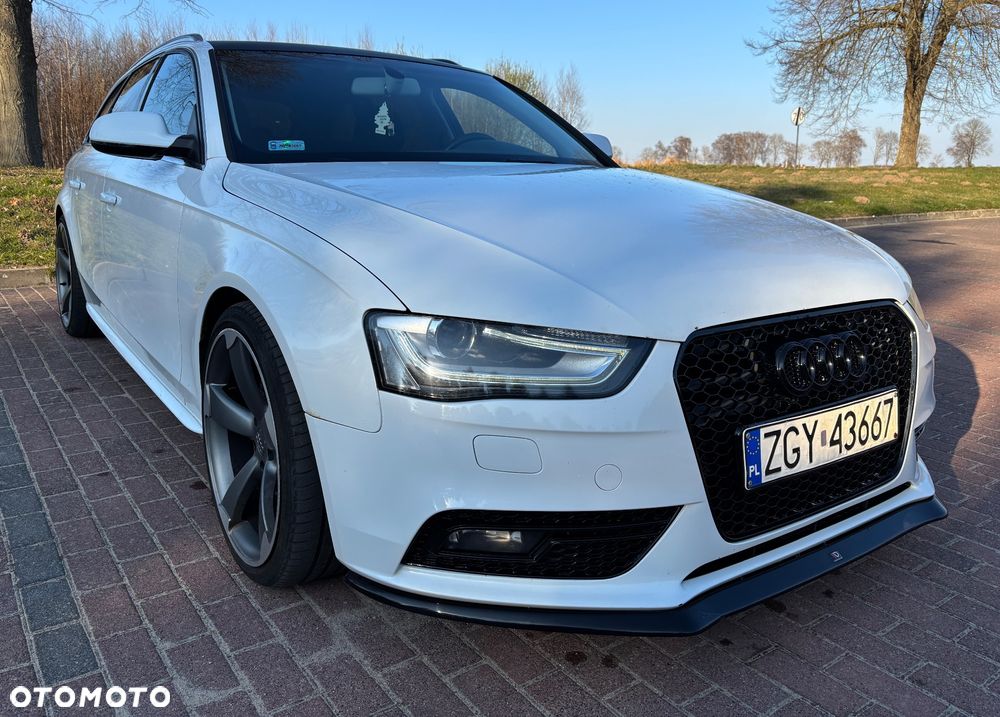 Audi A4 Avant 2.0 TDI Quattro Line - 2