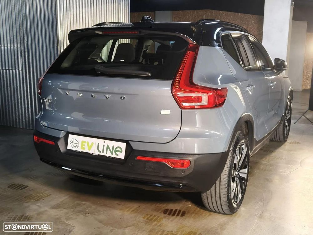 Volvo XC 40 Recharge Core - 12