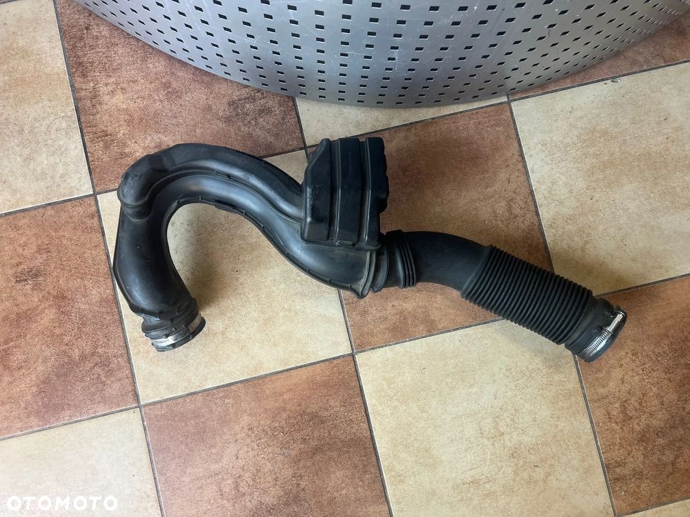 RURA PRZEWÓD WĄŻ POWIETRZA INTERCOOLERA RENAULT TRAFIC III OPEL VIVARO B 1.6 DCI 165755972R 93451664 - 1