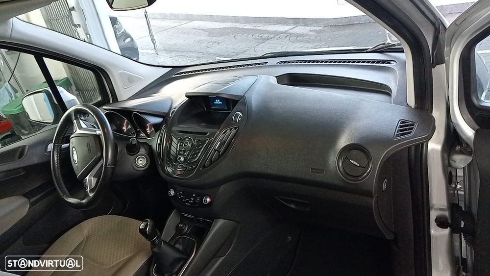 Ford Tourneo Courier 1.5 TDCi Titanium - 7