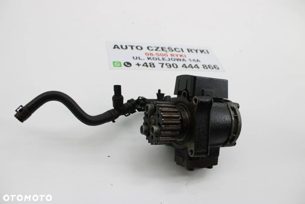 VW 1.6 TDI Pompa Wtrskowa 03L130755E - 5