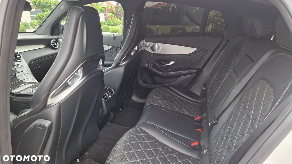 Mercedes-Benz GLC AMG 63 S 4Matic+ AMG Speedshift MCT 9G - 14
