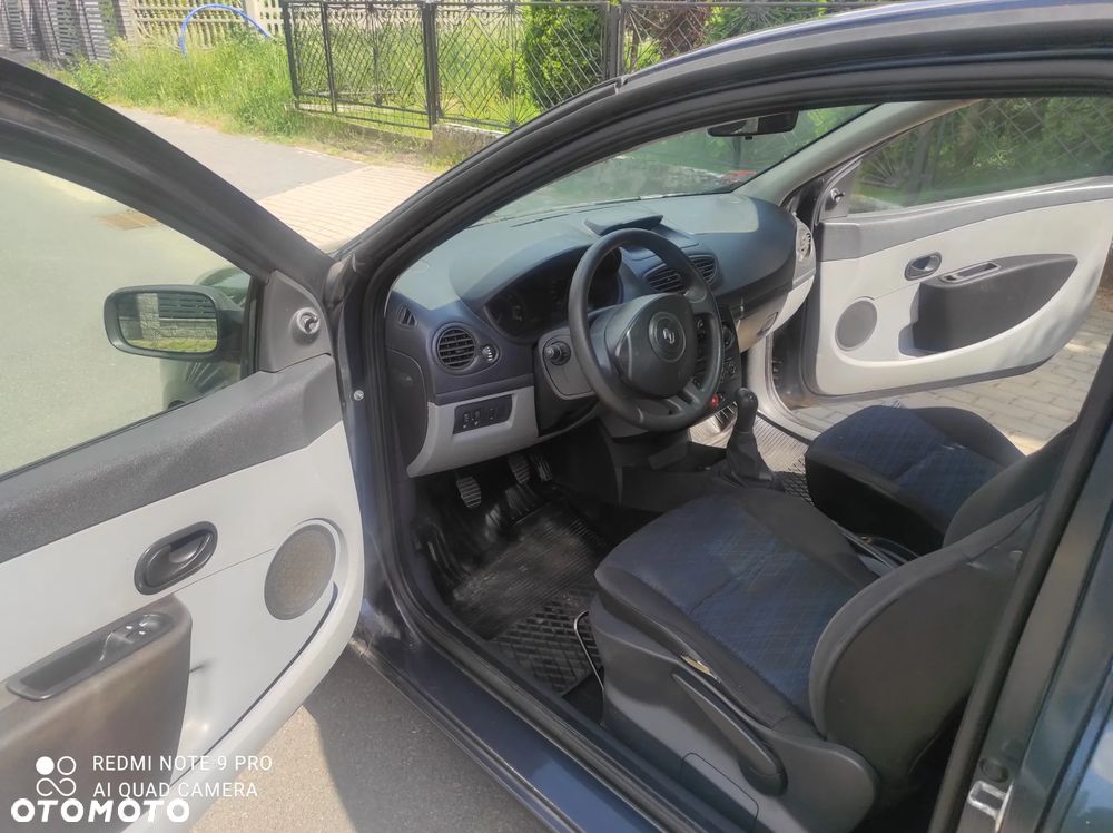 Renault Clio 1.4 Fairway - 14