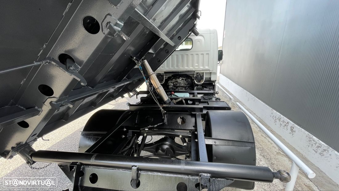 Nissan Cabstar NT 400 3.0 dCI Tri-Basculante - 12