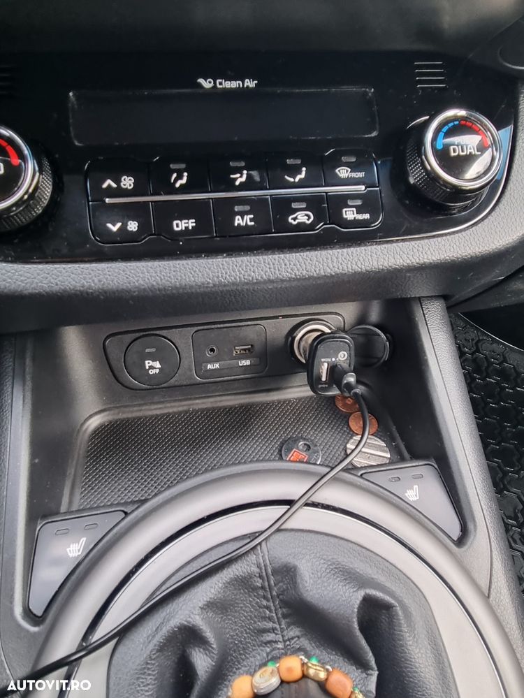 Kia Sportage 1.7 CRDI 2WD Attract - 14