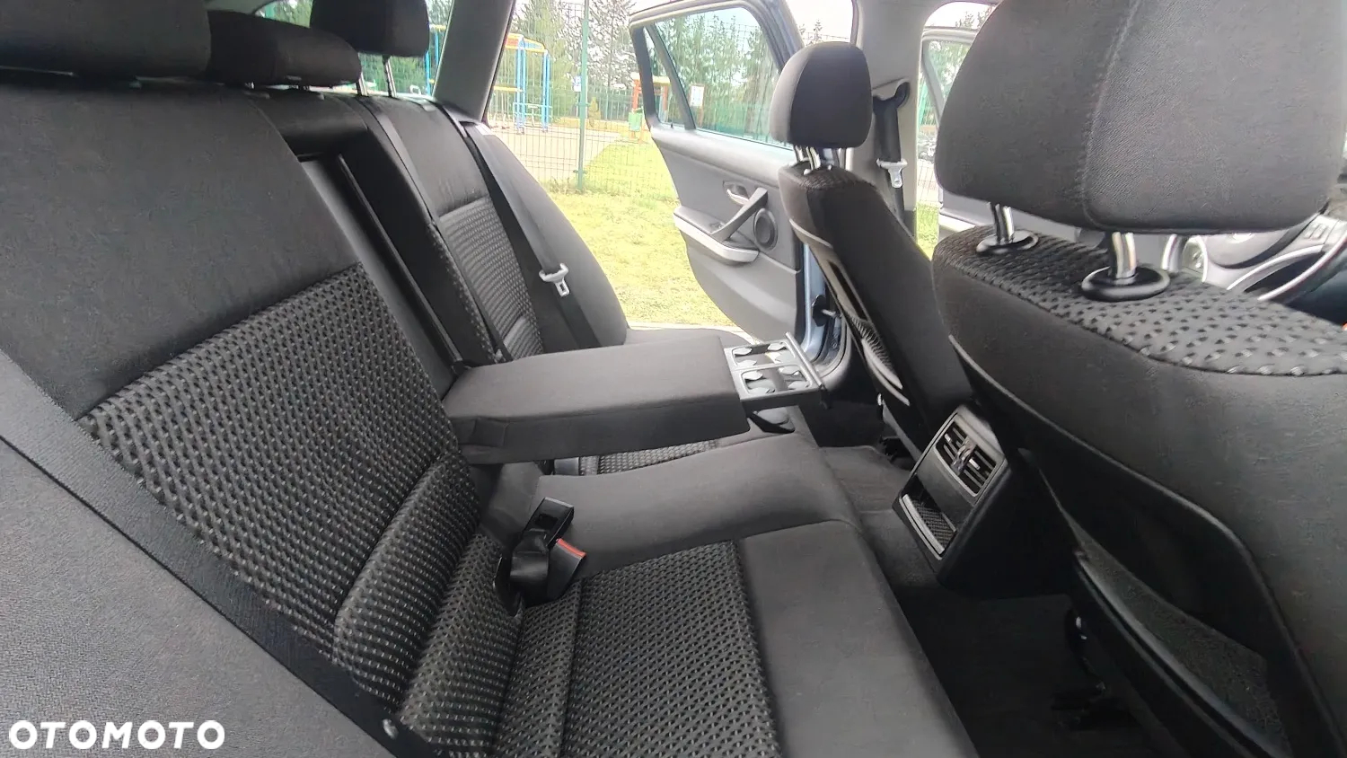 BMW Seria 3 318i Touring Edition Lifestyle - 21