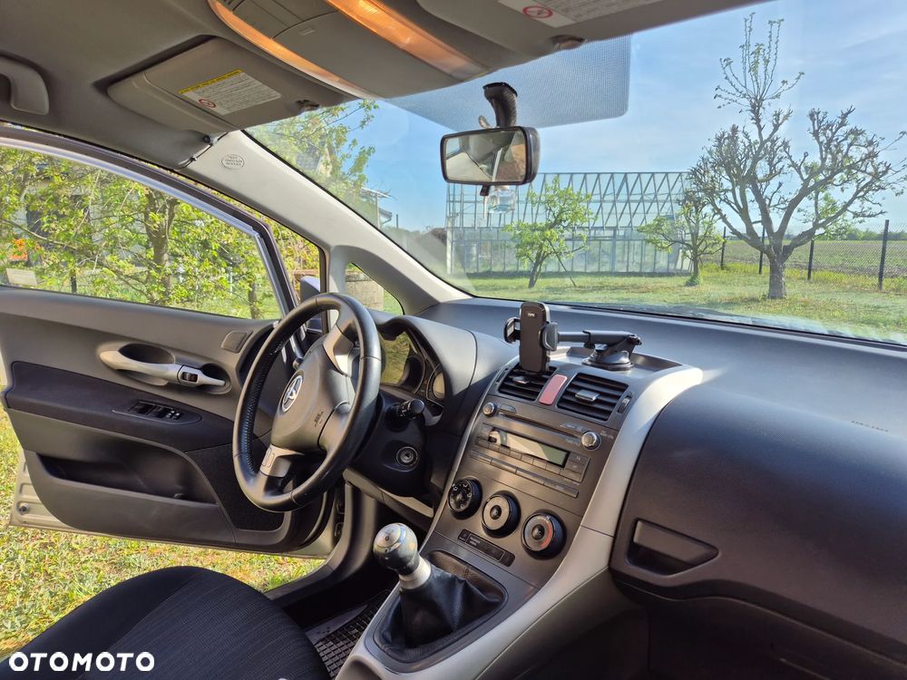Toyota Auris 1.6 VVT-i Prestige - 6