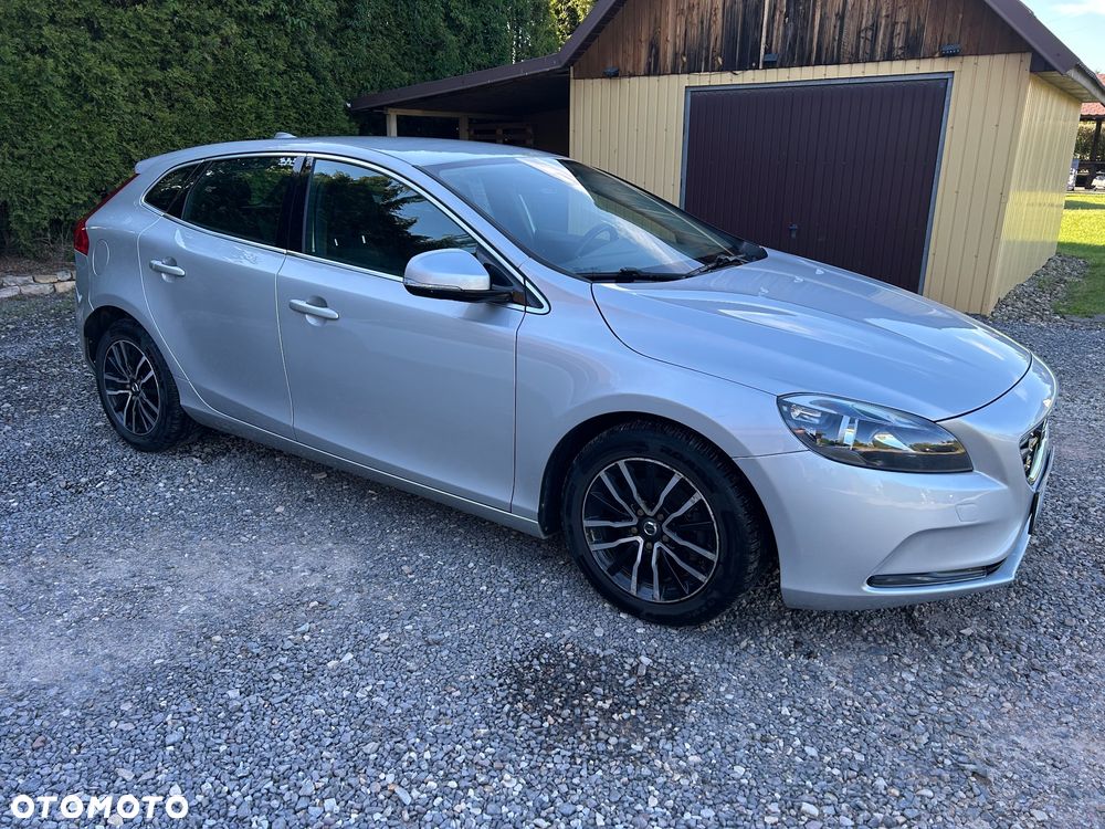 Volvo V40 D2 Momentum - 7