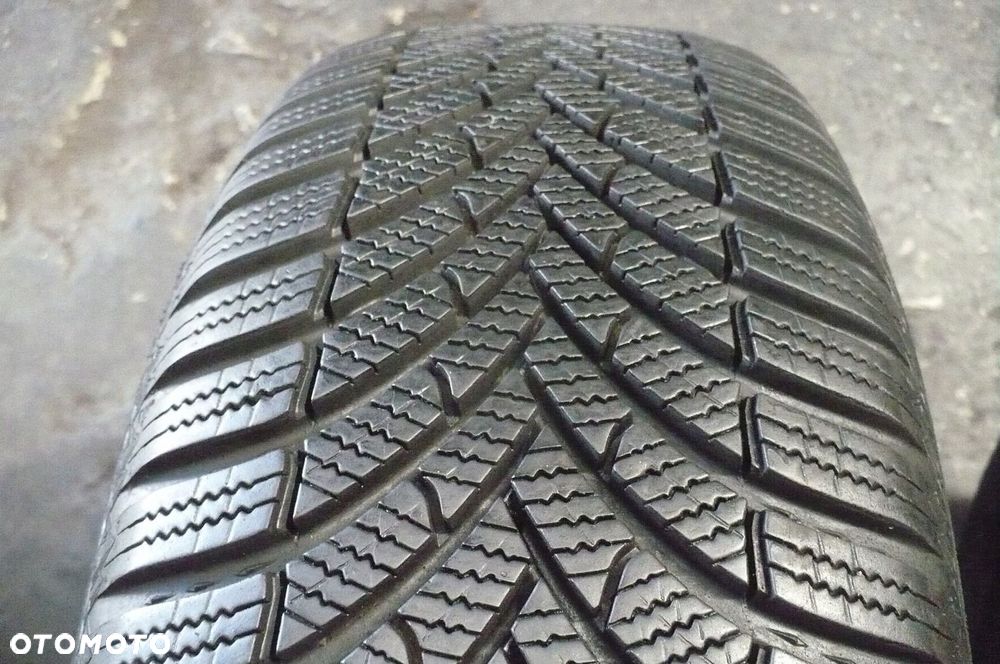 SEMPERIT Speed Grip 5 215/65R16 8,2mm 2022 - 1