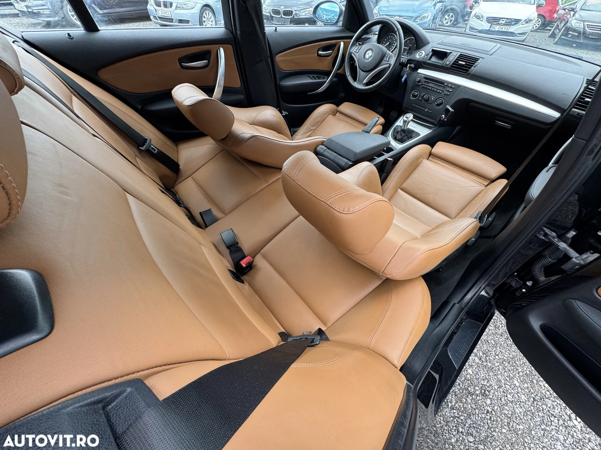 BMW Seria 1 118d - 30