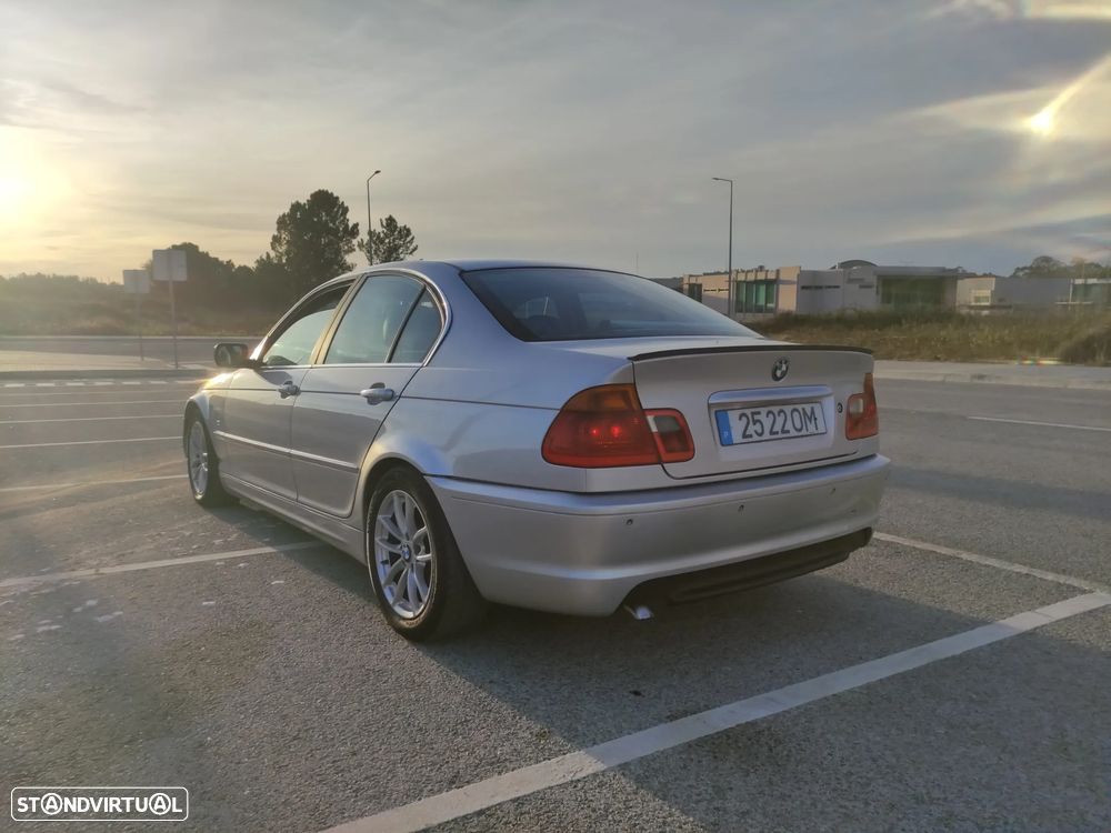 BMW 320 d - 4