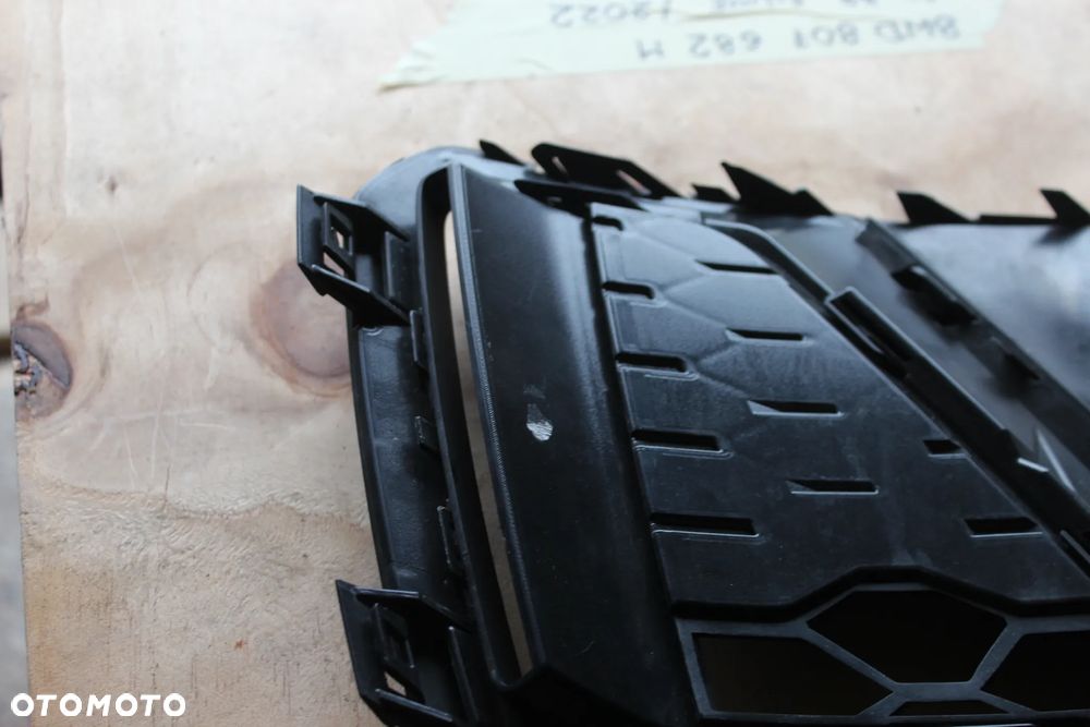 KRATKA ZDERZAKA PRAWA AUDI A4 B9 LIFT S LINE 8WD807682M 2022 - 8