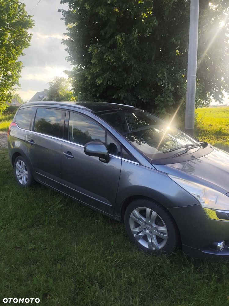 Peugeot 5008 2.0 HDi Premium - 4
