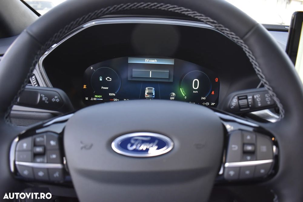 Ford Kuga - 22