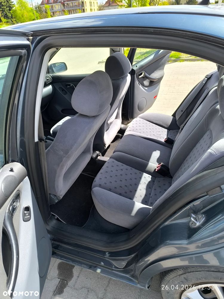 Seat Toledo 1.9 TDI Signo - 10