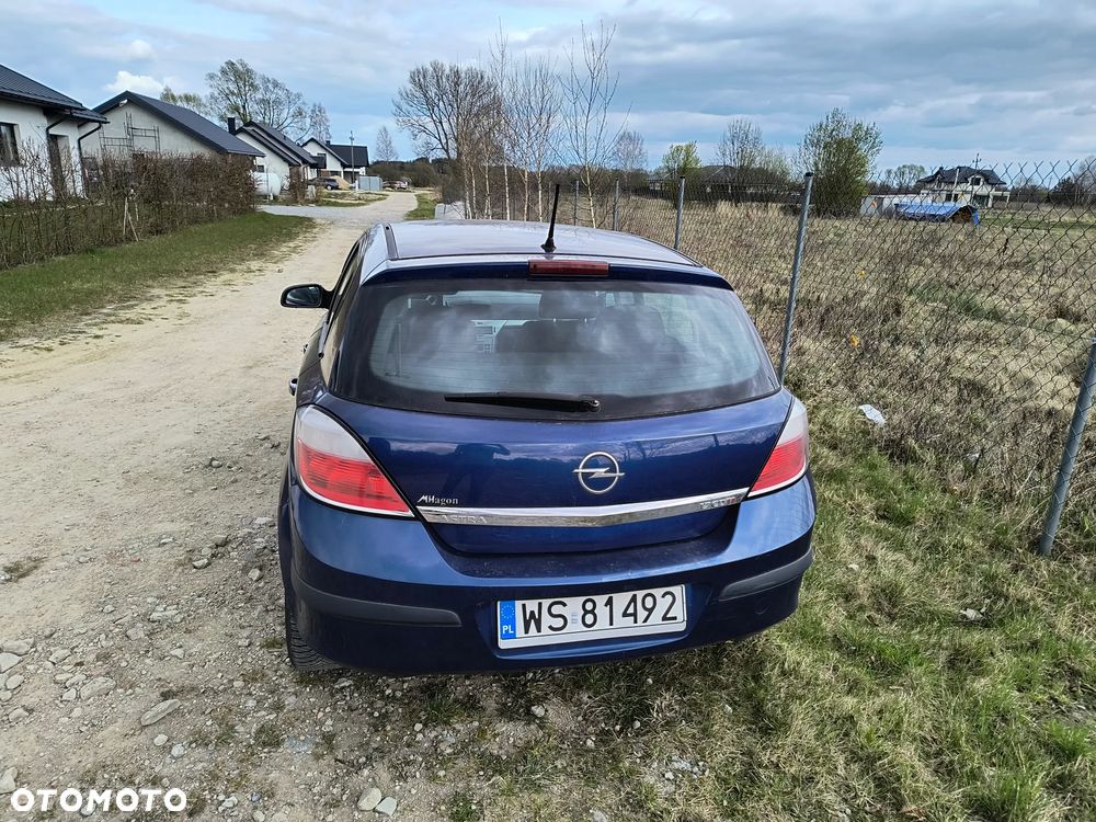 Opel Astra 1.7 CDTI - 4