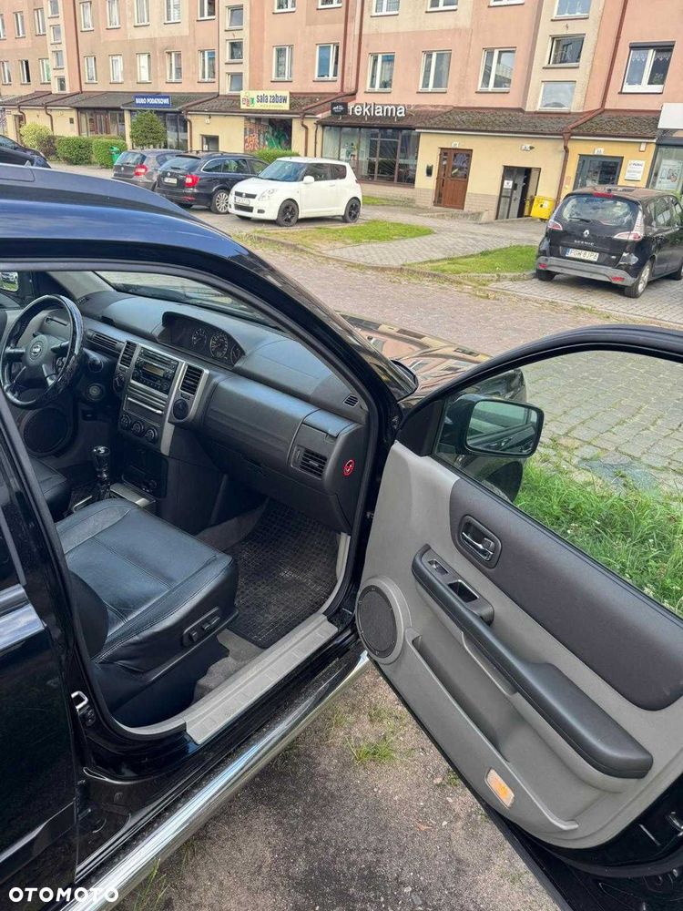 Nissan X-Trail - 2
