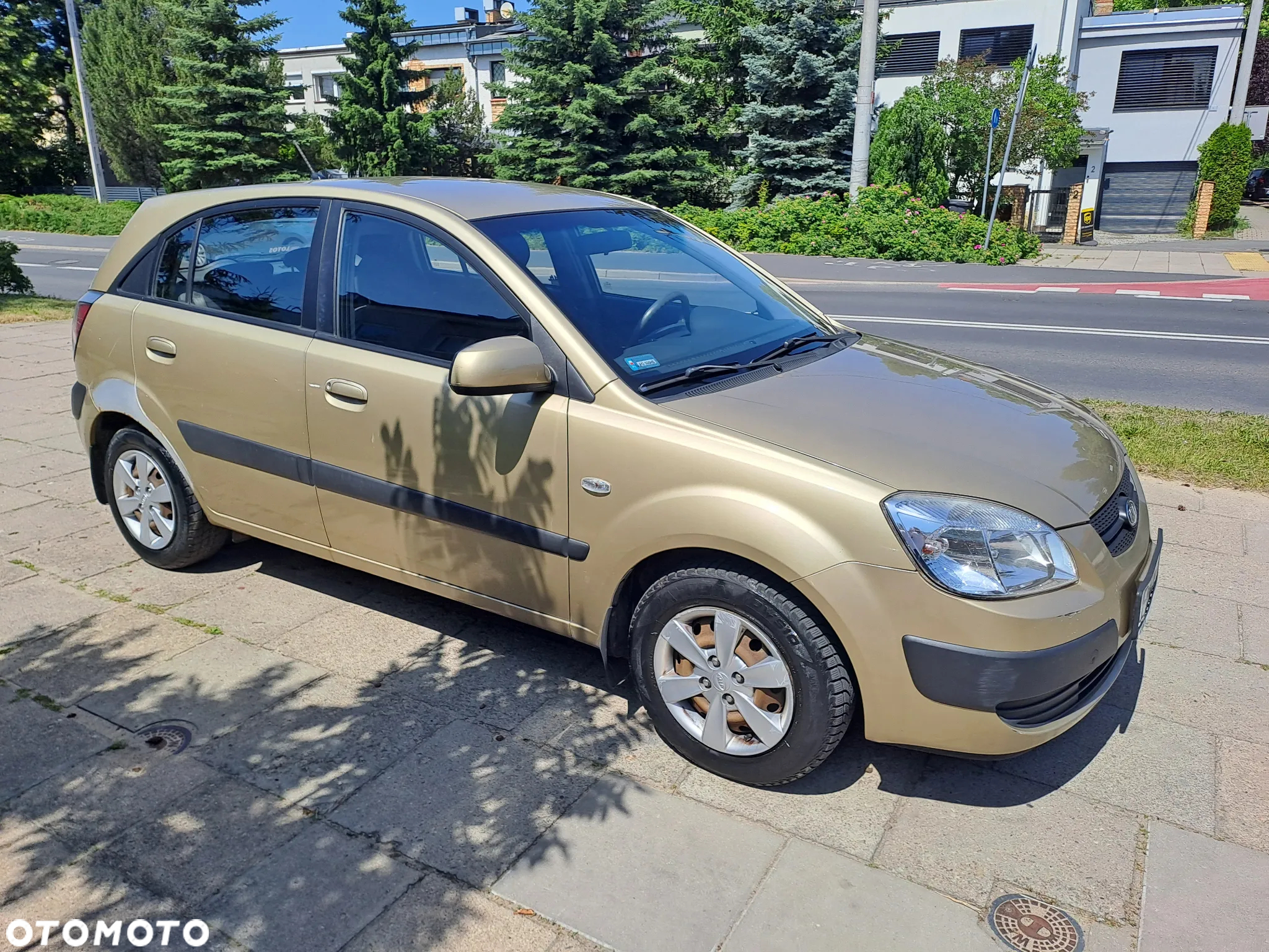 Kia Rio - 2