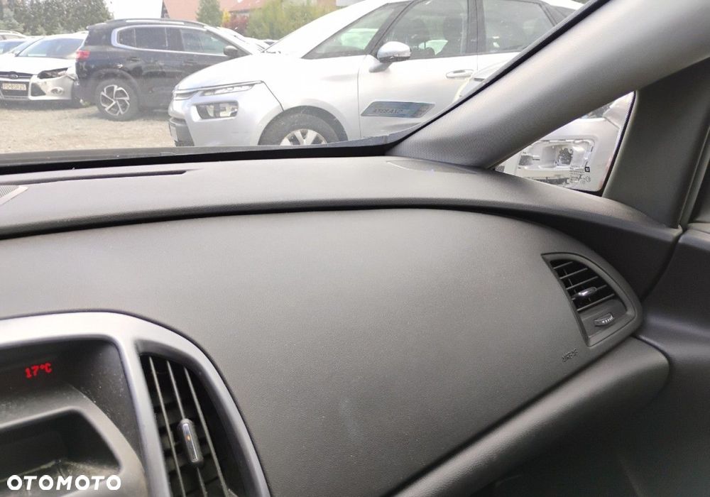 Opel Astra - 17