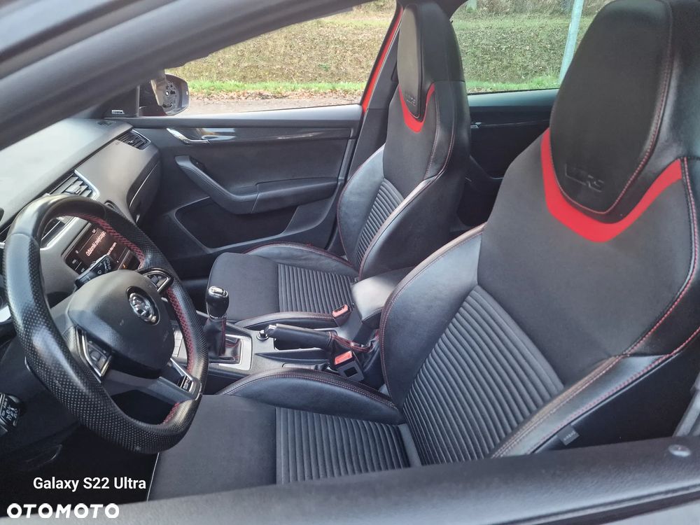 Skoda Octavia 2.0 TSI RS - 13