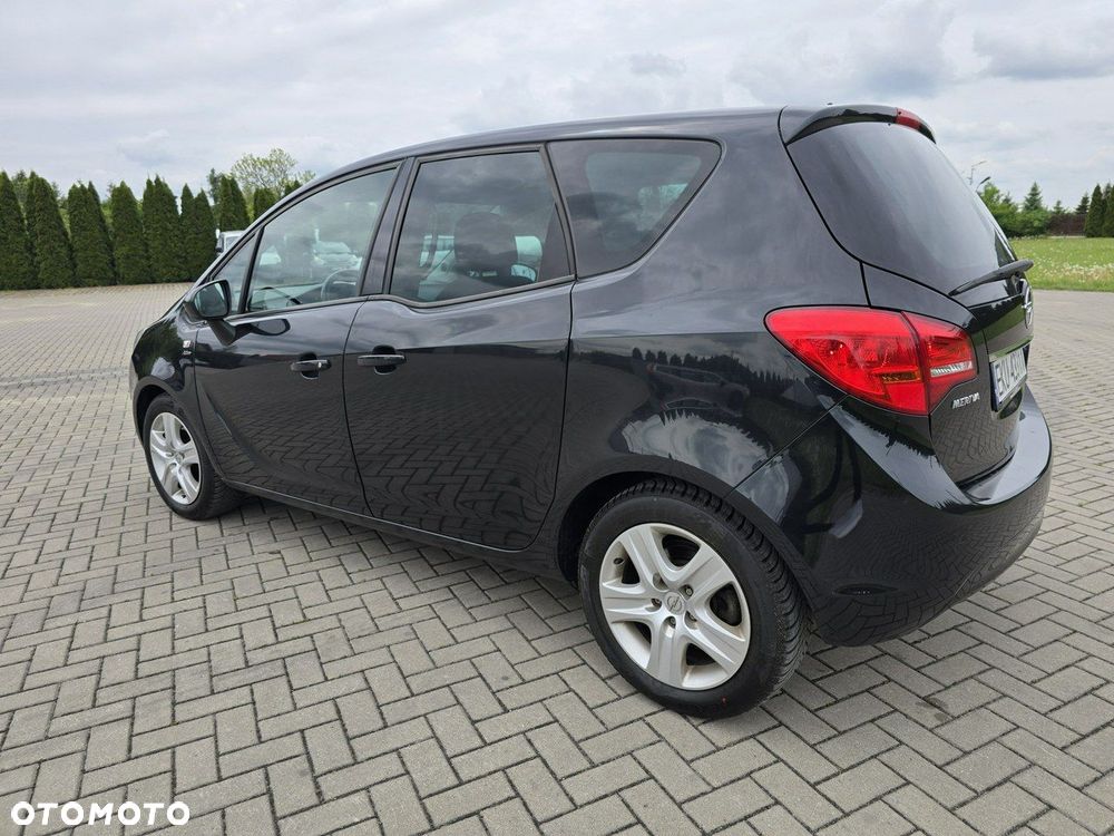 Opel Meriva - 11