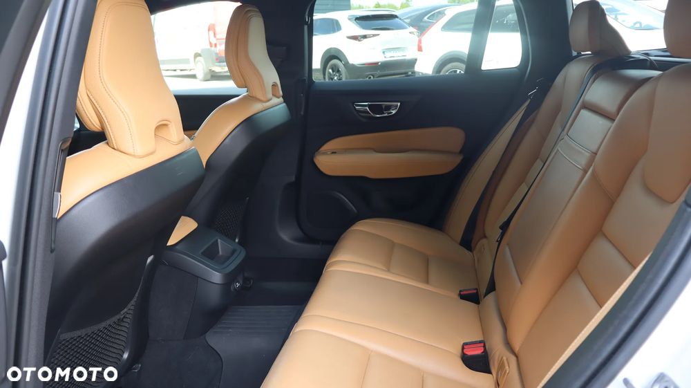 Volvo V60 D4 Inscription - 18