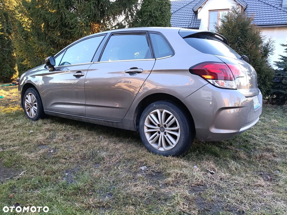 Citroën C4 PureTech 110 Selection - 2