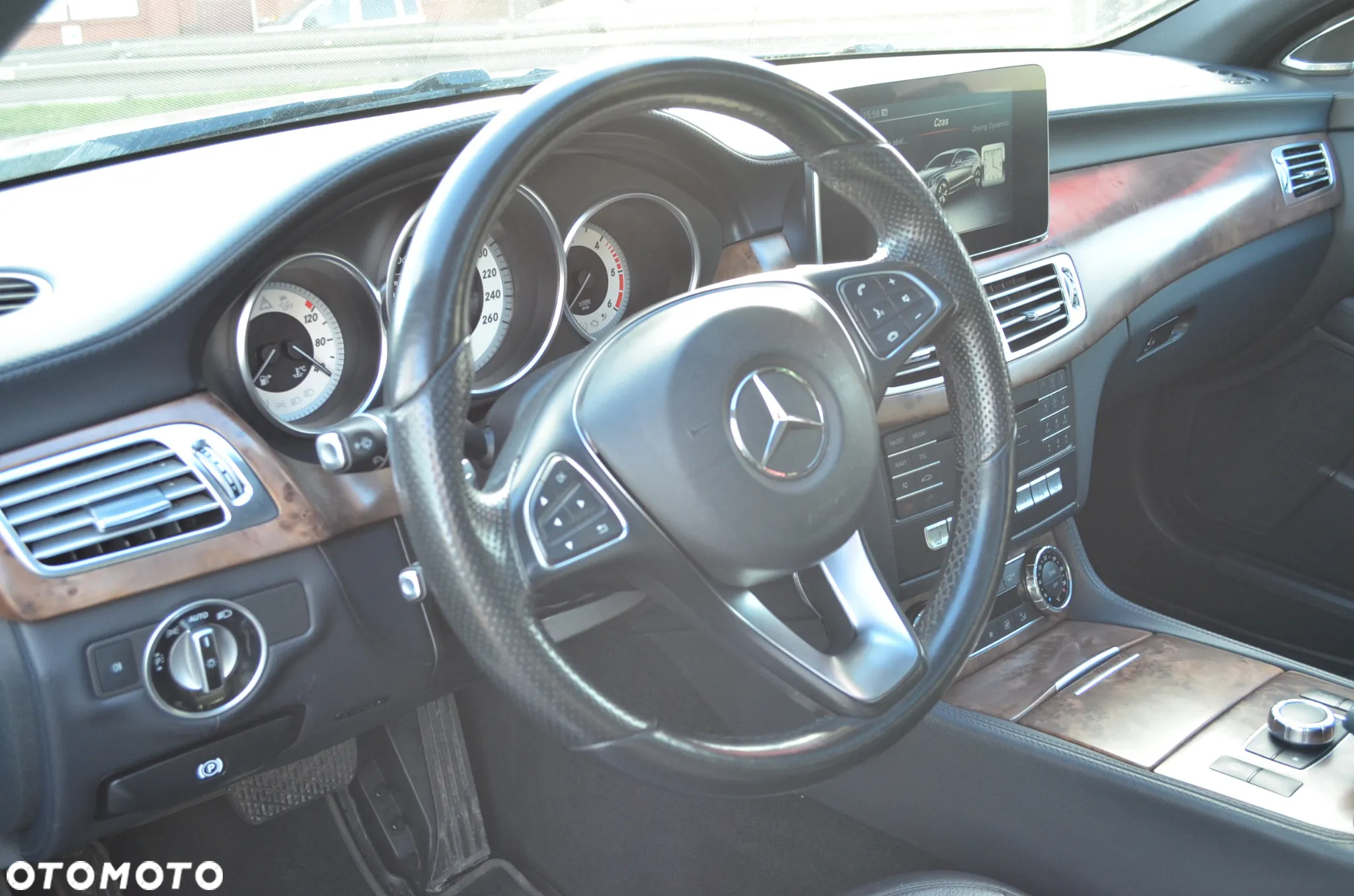 Mercedes-Benz CLS 350 d 4-Matic - 12