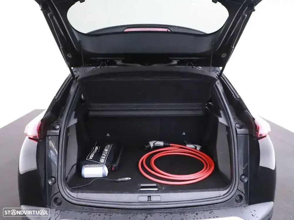 Peugeot e-2008 50 kWh Allure - 27