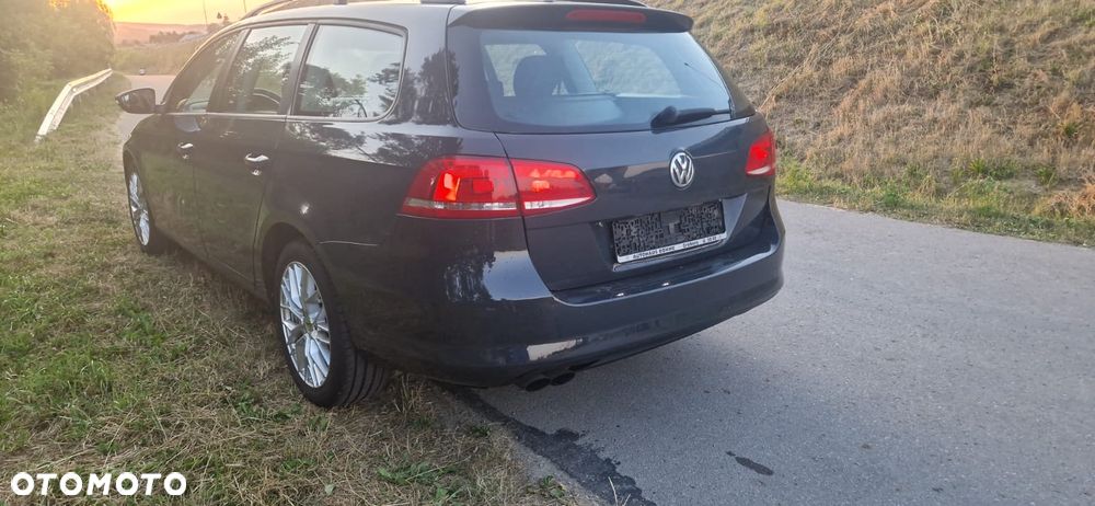 Volkswagen Passat 2.0 Blue TDI SCR Comfortline - 7