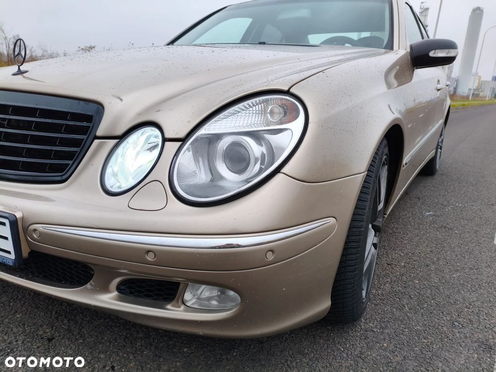 Mercedes-Benz Klasa E - 12