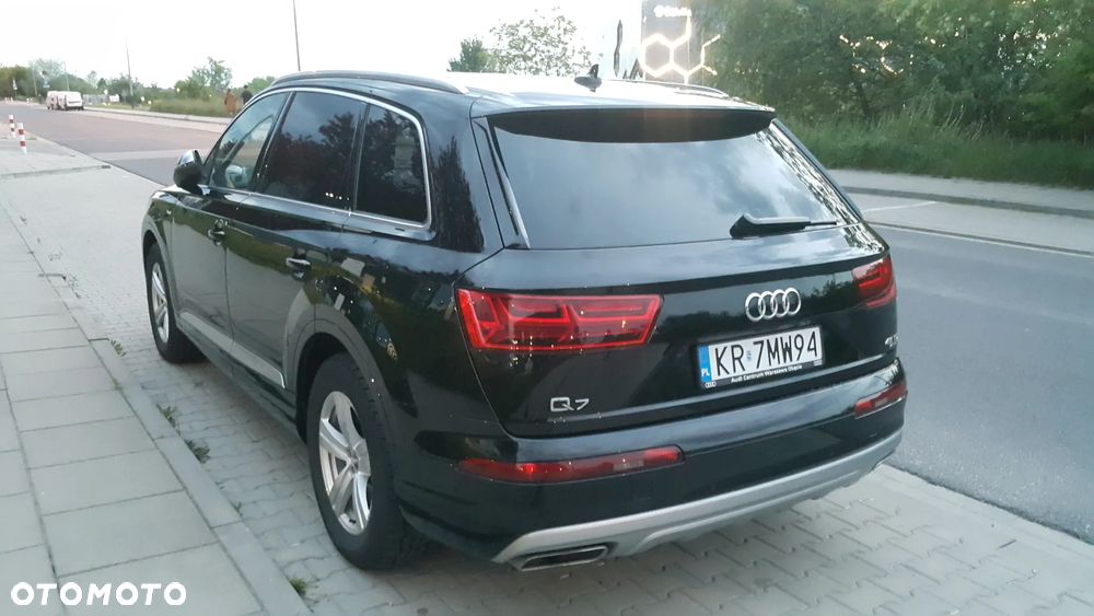 Audi Q7 - 7
