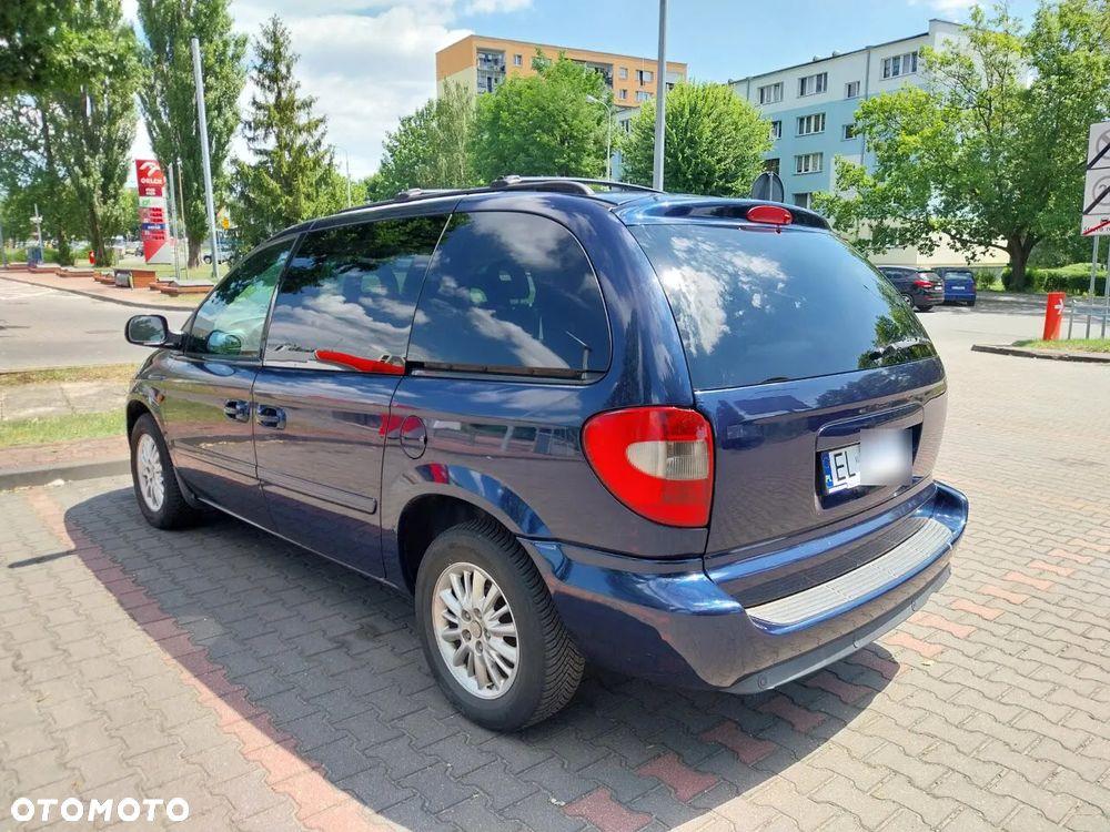 Chrysler Voyager 2.8 Executive LX CRD - 9