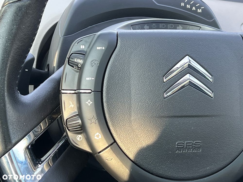 Citroën C4 Picasso 2.0i Exclusive MCP - 16