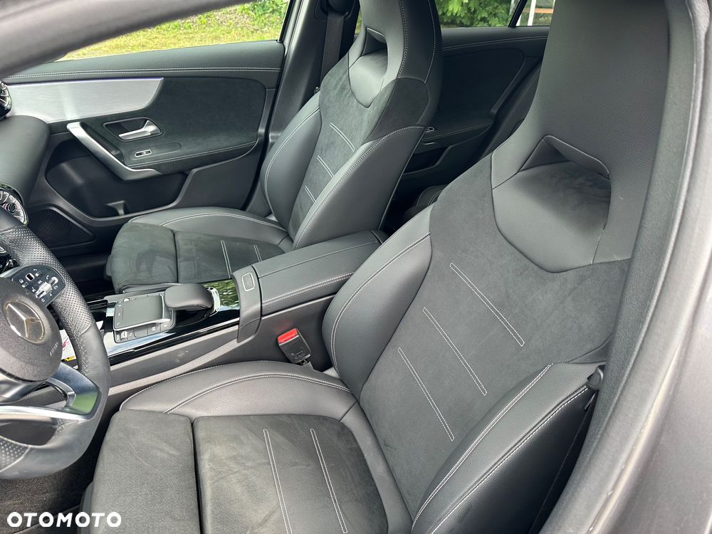 Mercedes-Benz Klasa A 180 d 8G-DCT Edition 2021 - 6