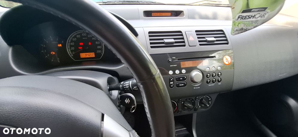 Suzuki Swift 1.3 Comfort - 21