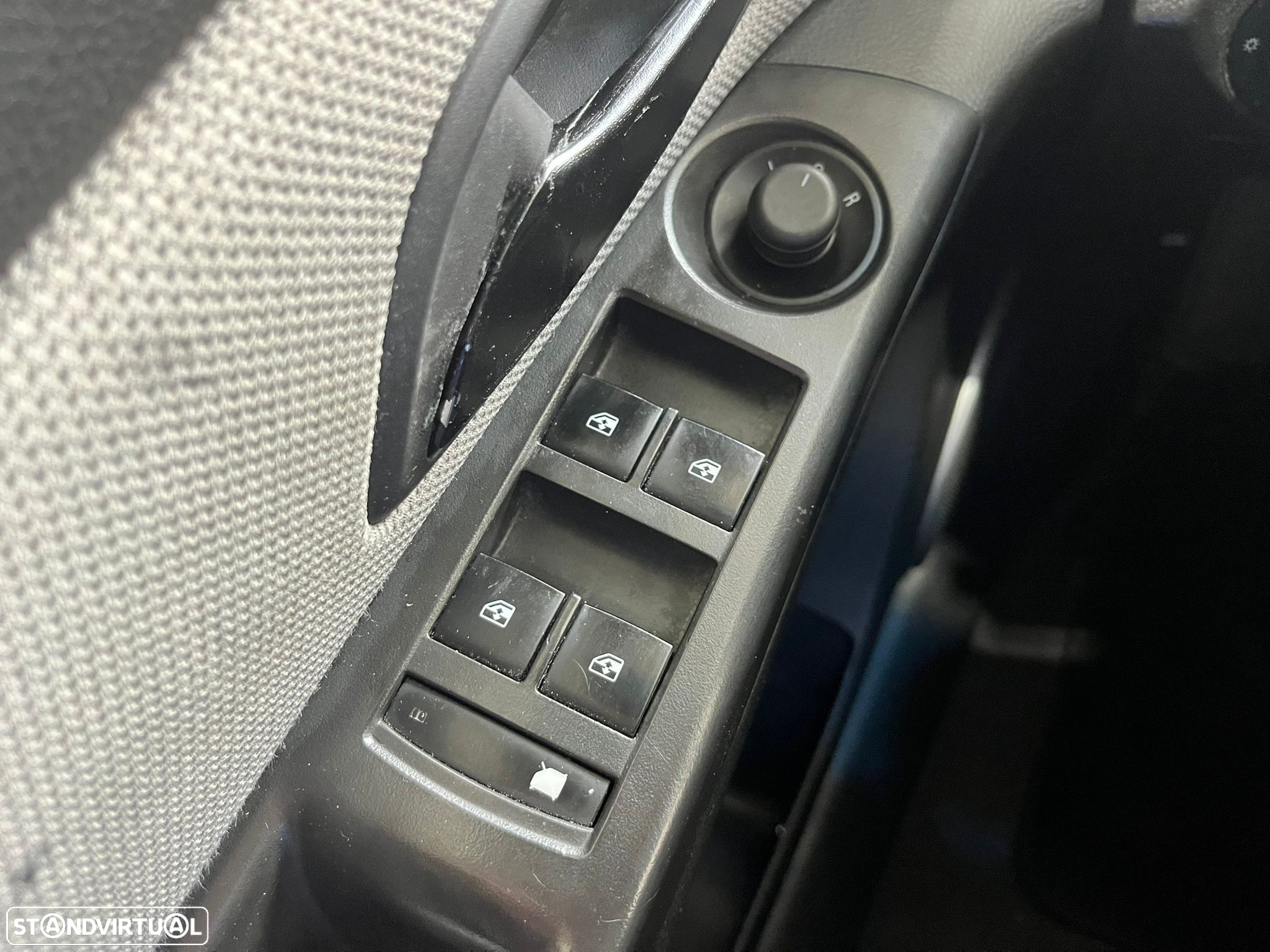 Chevrolet Cruze 2.0 VCDi LTZ - 24