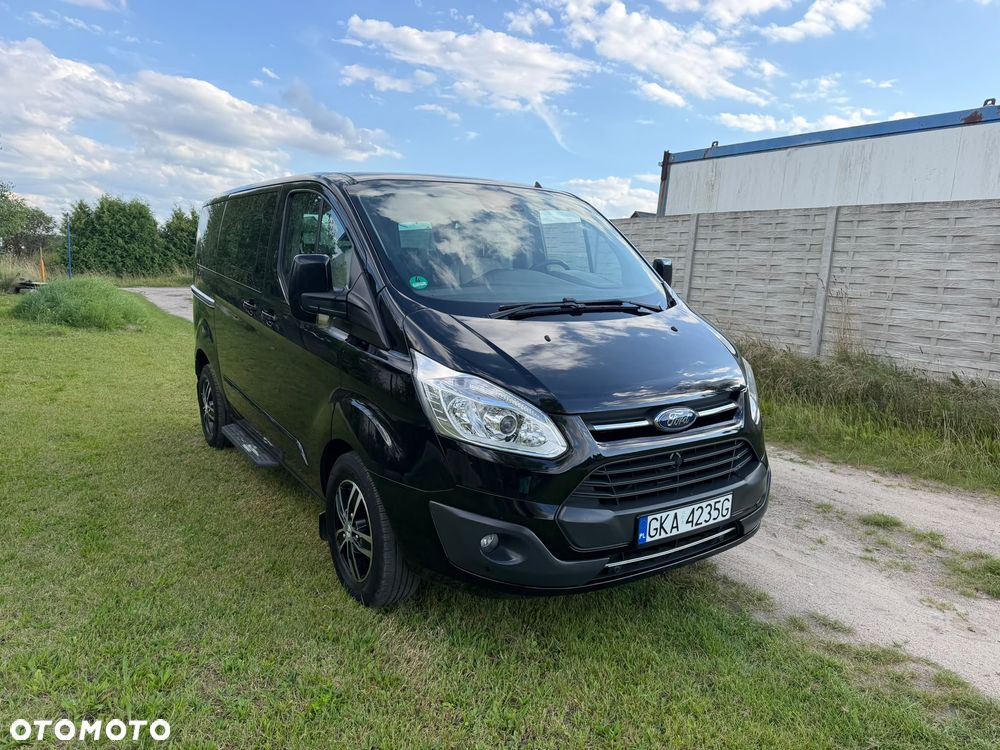 Ford Tourneo Custom - 2