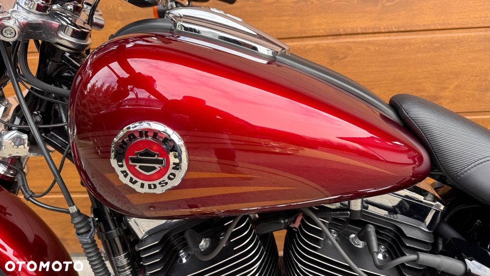 Harley-Davidson FXSB Breakout - 10