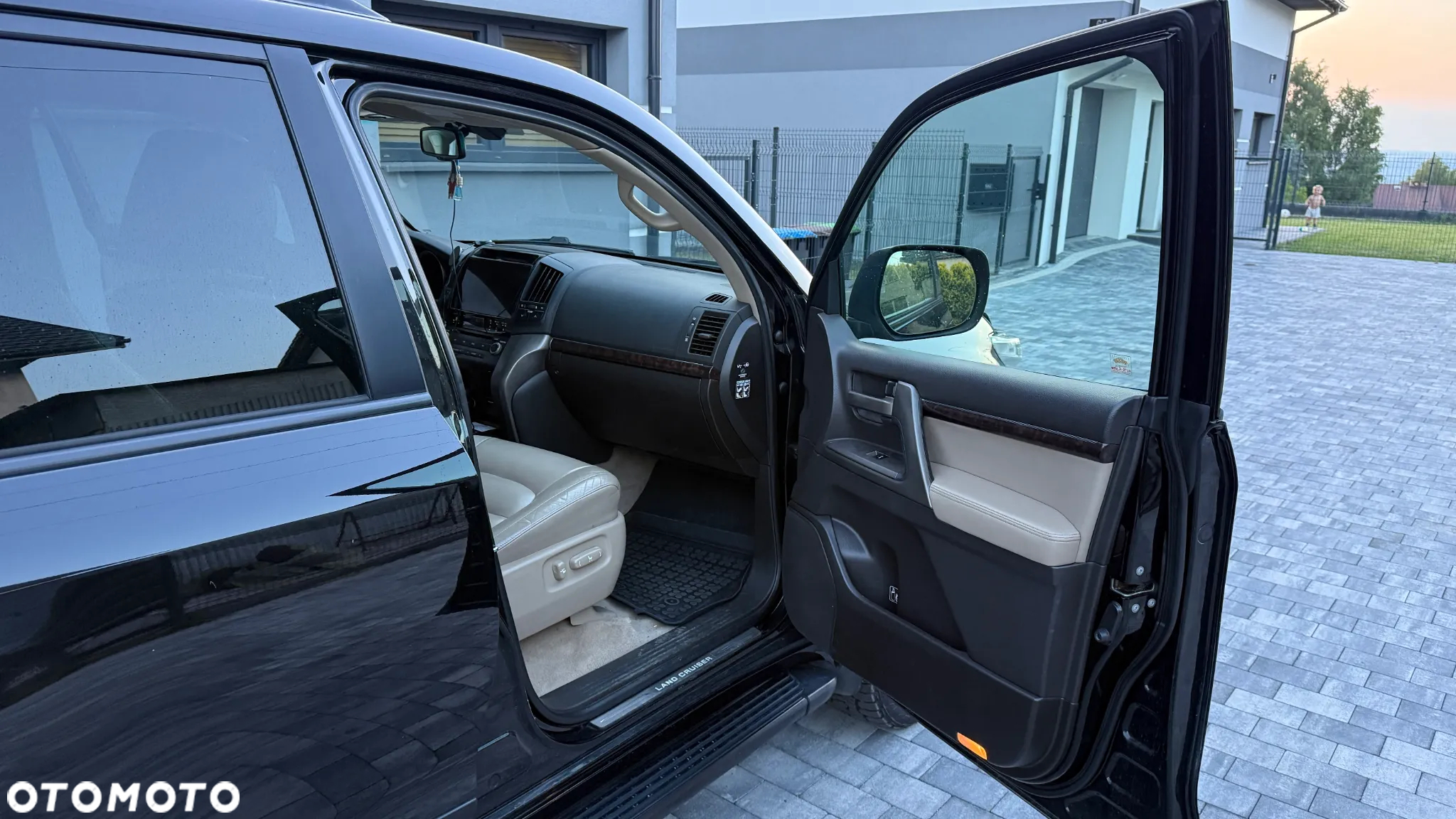 Toyota Land Cruiser LC 4.5 V8 D-4D Prestige Platinium 7os - 8